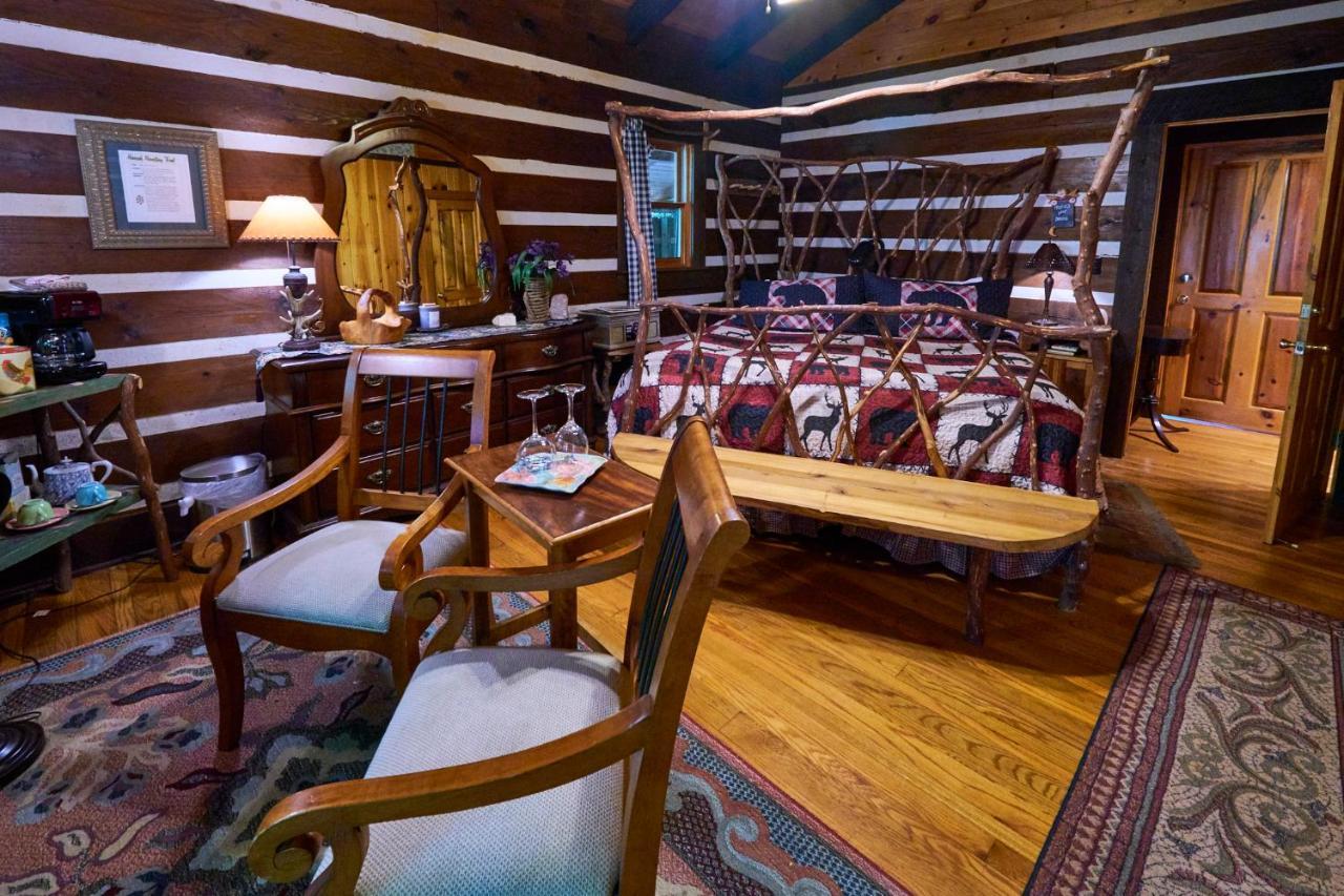 Creekwalk Inn Bed And Breakfast With Cabins Cosby Zewnętrze zdjęcie