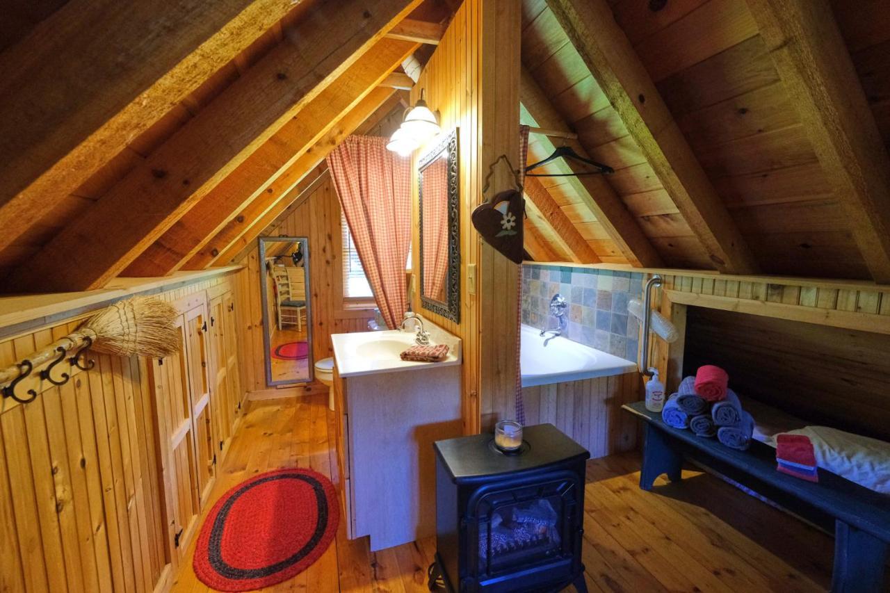Creekwalk Inn Bed And Breakfast With Cabins Cosby Zewnętrze zdjęcie