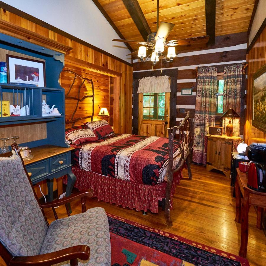 Creekwalk Inn Bed And Breakfast With Cabins Cosby Zewnętrze zdjęcie