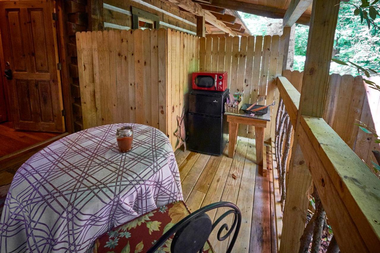 Creekwalk Inn Bed And Breakfast With Cabins Cosby Zewnętrze zdjęcie