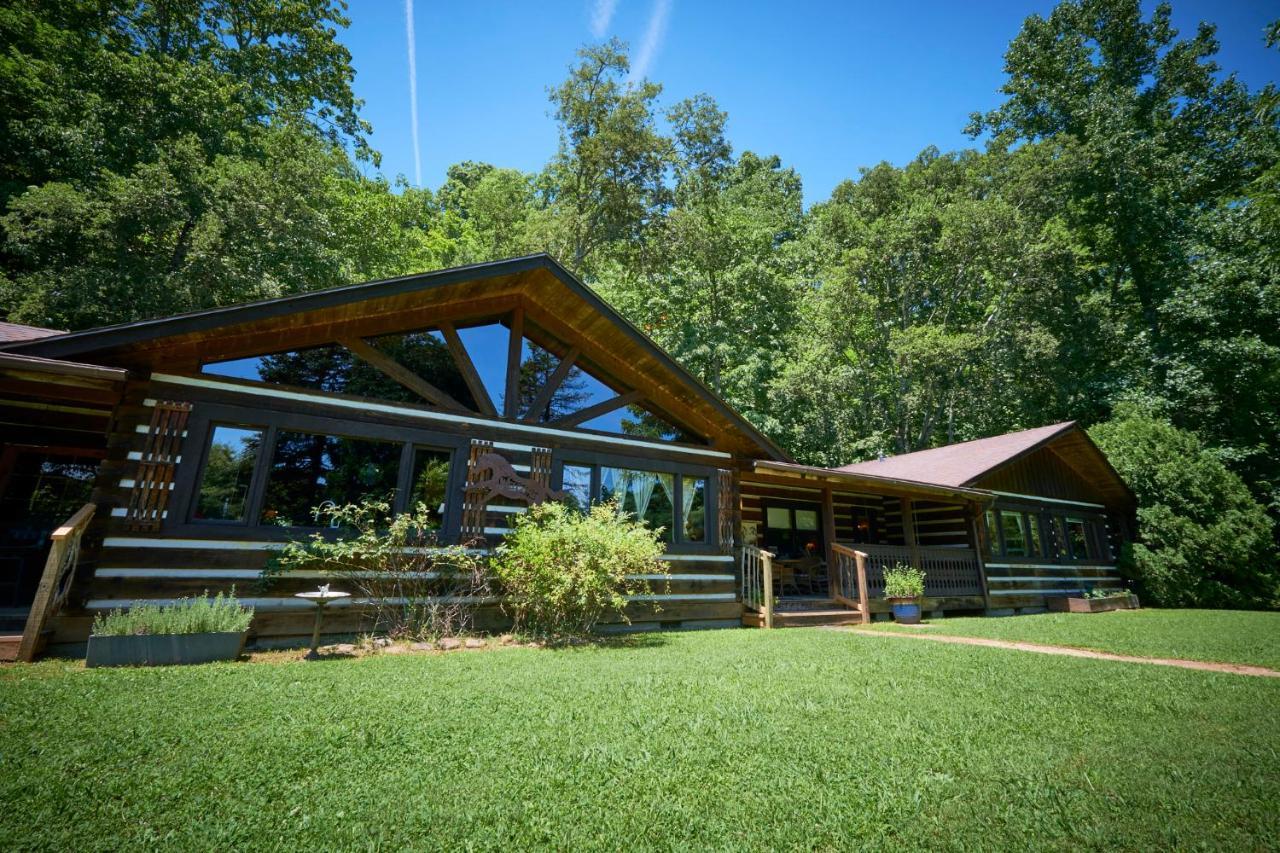 Creekwalk Inn Bed And Breakfast With Cabins Cosby Zewnętrze zdjęcie