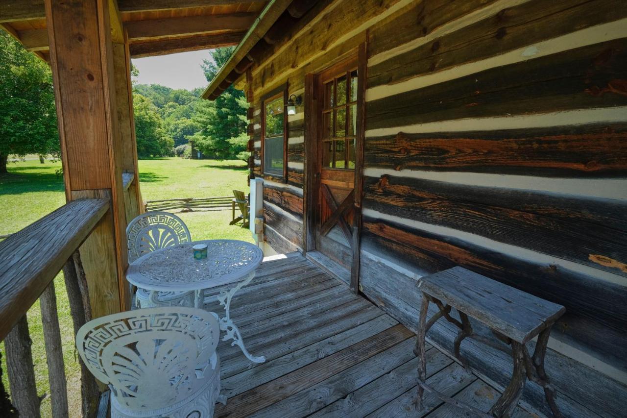 Creekwalk Inn Bed And Breakfast With Cabins Cosby Zewnętrze zdjęcie