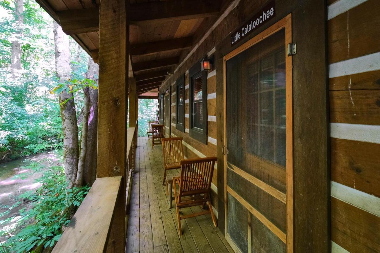 Creekwalk Inn Bed And Breakfast With Cabins Cosby Zewnętrze zdjęcie